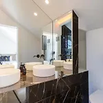 New 180º View Penthouse *