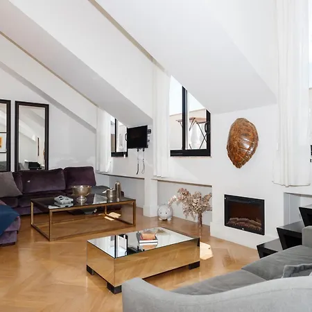 New 180º View Penthouse *
